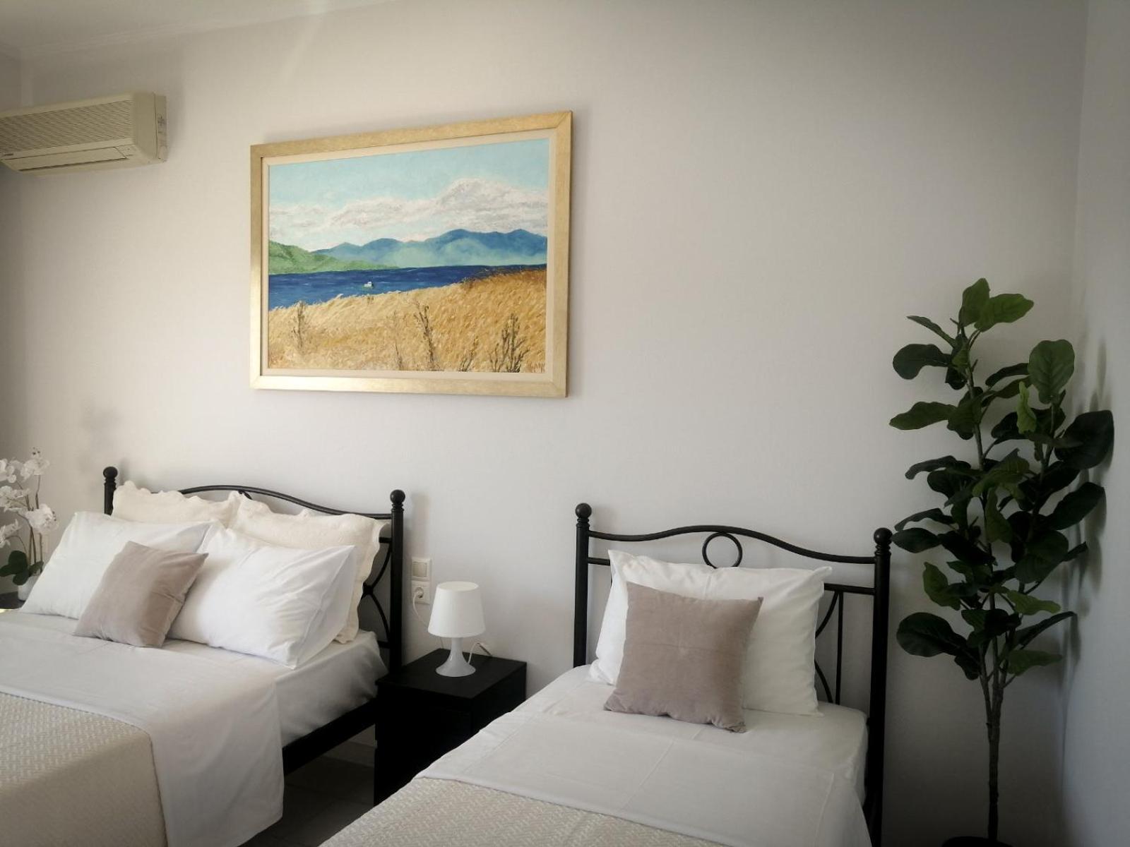 Anel Rooms Himarë Exterior foto
